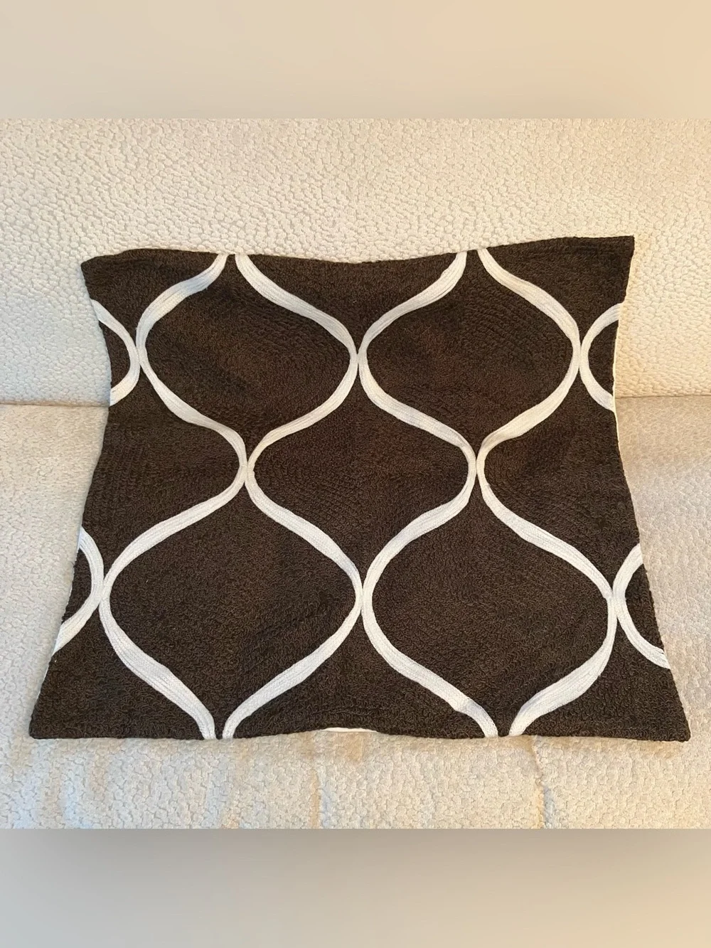 Pottery Barn Pillow Covers Set of 2 Arabesque 24in Embroidered Moroccan Brown